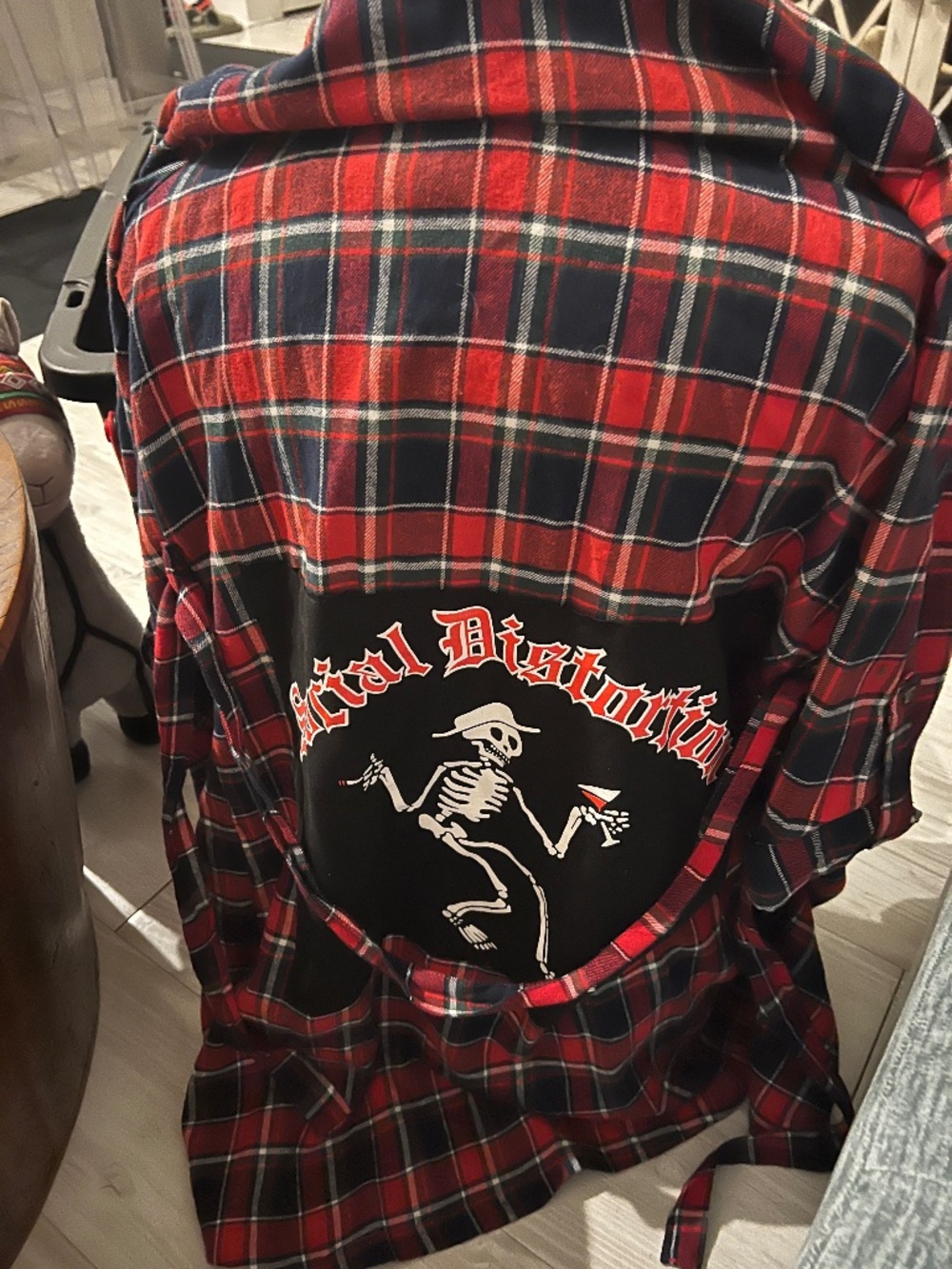 Long flannel with Social Distortion patch size m